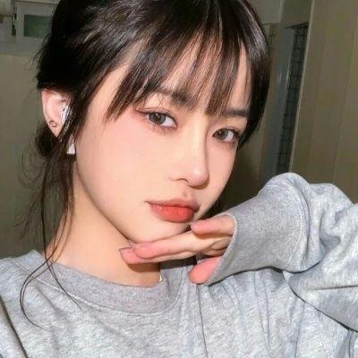 推动摇篮的手